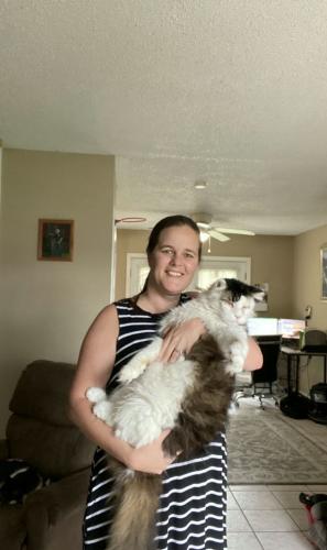 Кристина Лохот из Флориды, США, и ее кот Барли