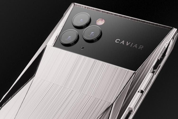 Caviar вдохновились Cybertruck от Tesla и выпустили элитный iPhone. Но в Сети видят только унылую раскладушку