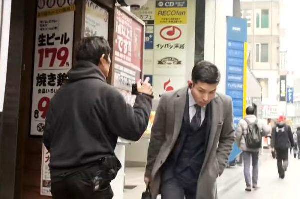 Культовый японский фотограф разочаровал Fujifilm. Ведь то, как он делает снимки, приводит людей в ярость