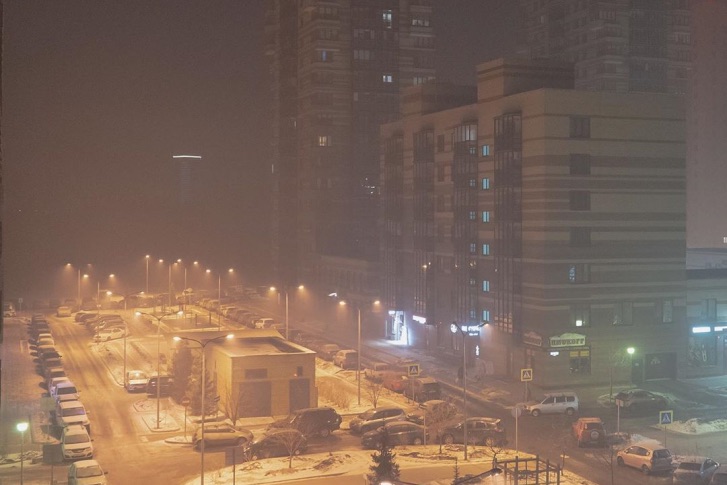 Красноярск и Челябинск стали "городами ада". Ведь где ещё может быть такое чёрное небо и злые промышленники