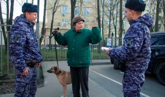 В Москве и Подмосковье объявлен жёсткий карантин. Кому и зачем всё же можно выходить из дома