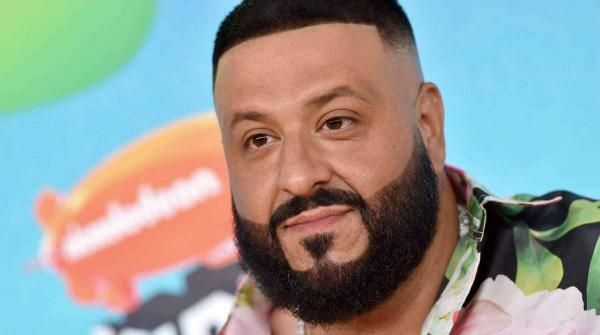 DJ Khaled стал обычным батей на карантине, а ещё - мемом. Вот что со звёздами делают отросшие волосы и седина