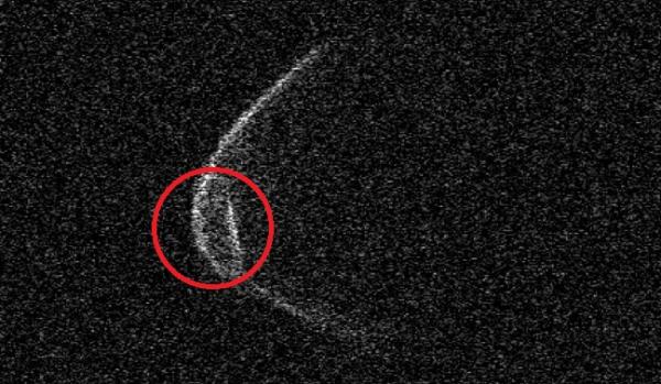 Учёные сфотографировали летящий к Земле астероид. Но похоже, это он нас боится и уже надел медицинскую маску