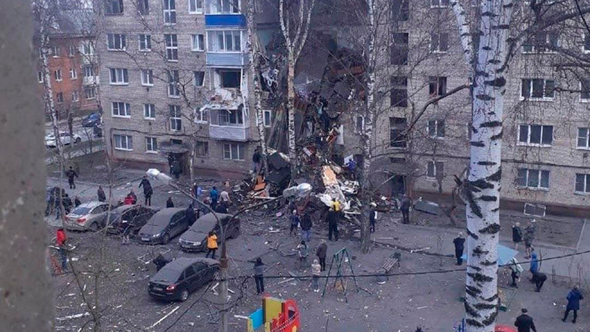 Что известно о взрыве в Орехово-Зуеве. Обрушился целый подъезд, (предположительно) есть погибшие