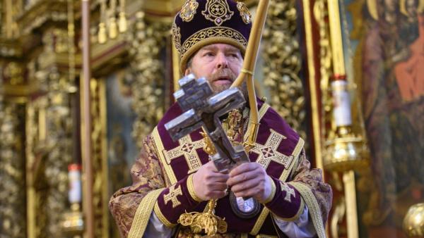 «Духовник Путина» - главный пиарщик церкви в борьбе с коронавирусом. Ведь он точно знает, зачем нужна пандемия
