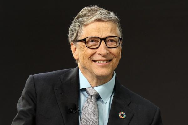 Билл Гейтс узнал о теориях заговора про себя и ему трудно на них возразить. Но не из-за правдивости обвинений