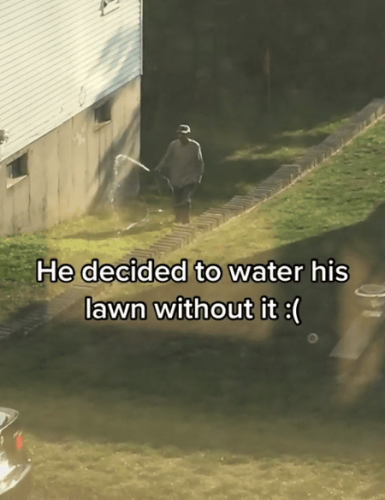 Люди заметили, что сосед поливает газон вручную и устроили ему сюрприз. Но реакция мужчины - фейл 99 лвл