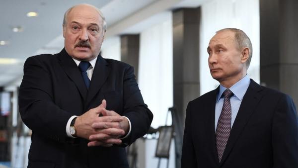 Фото Владимира Путина и Александра Лукашенко сломало людей. Обувь президента РФ на снимке не даёт им покоя