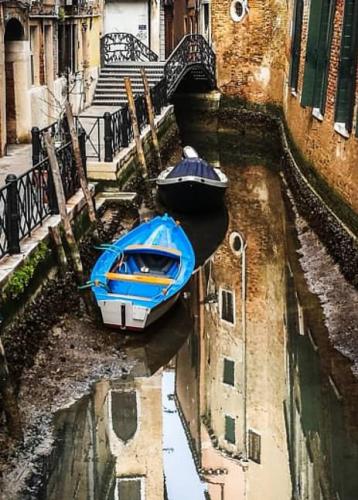 Как бы выглядела Венеция без воды? Фоткаться там вы бы не захотели