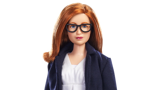 Компания Mattel сделала куклу Барби в честь разработчицы британской вакцины AstraZeneca