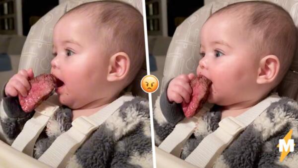 Мама шестимесячной дочки шокировала зрителей питанием малыша. На видео ребёнок ест стейк "с кровью"