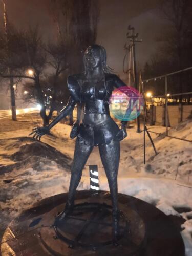 Белгородцев возмутил памятник секс-работнице на трассе. Боятся растления детей