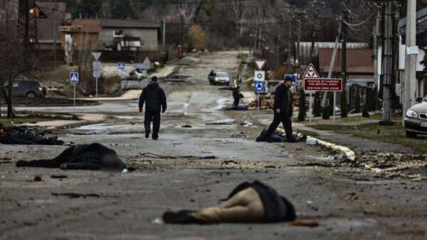 Минобороны РФ ответила на фото десятков трупов в Буче. В «доказательствах» якобы оживший погибший