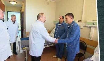 Зрители записывают военных из видео с Владимиром Путиным в сотрудники ФСО. Слишком здоровы для раненых