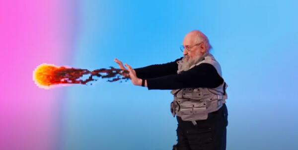 Анатолий Вассерман снялся в ролике для Rutube. На видео у "Онотоле" вырастает 8 рук как у паука