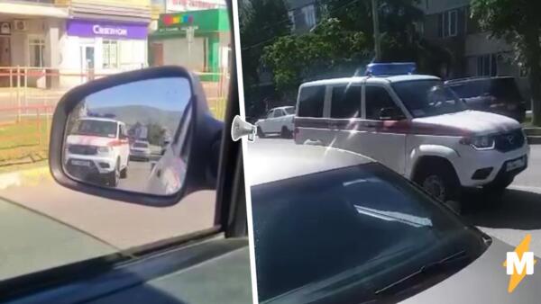 По улицам Дербента разъезжают авто от военкоматов. На видео призывают мужчин по громкоговорителю