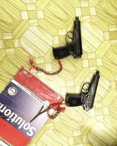 Что известно о стрелке в школе в Ижевске. На фото с оружием - отсылки к Владиславу Рослякову и Колумбайну