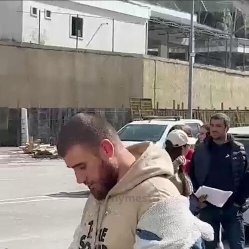 Сторонники СВО винят блогера Льва Против в предательстве. Увидели активиста на границе с Грузией