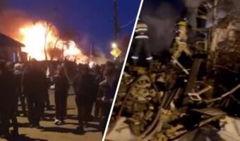 В Иркутске упал самолёт Су-30. На видео — пожар в частном секторе и обломки истребителя