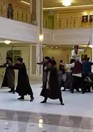 Зрители разглядели на видео с танцем в Совете Федерации реконструкцию опричнины