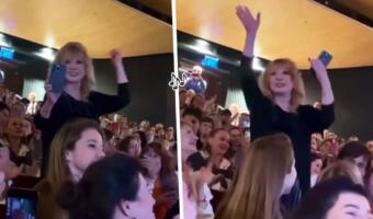Зрители спектакля в Тель-Авиве растрогали Пугачёву её песней. На видео хором поют «Миллион алых роз»