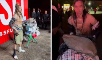 Томми Кэш пришёл в костюме бездомного на показ в Милане. На видео — спорный образ рэпера в лохмотьях